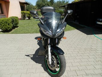 Yamaha Fazer 600 - 3