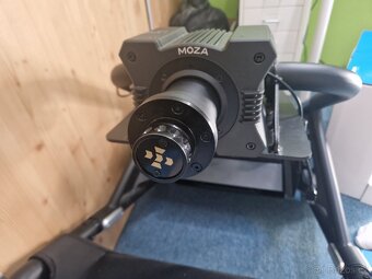 Moza r9 v2 wheel base na prodej-TOP stav - 3