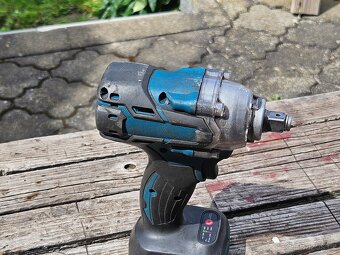 Rázový utahovák pro Makita 18V - 3