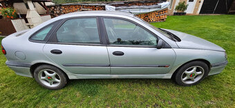 Renault Laguna - 3