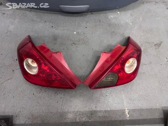 Opel Corsa D zadní část 5. Dveře kód barvy Z21C - 3