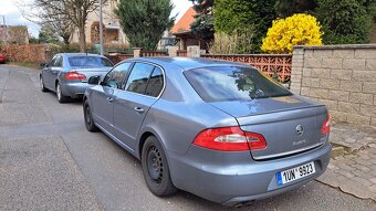 Superb 2 1.6tdi 77kw r.v 2011 - 3