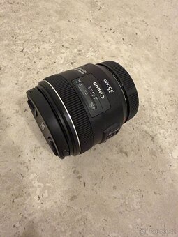Canon EF 35mm f/2 IS USM – Ferrari mezi objektivy, TOP stav - 3