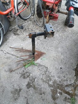 Kultivátor Hecht s vozíkem - 3