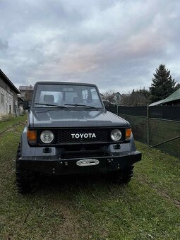 Toyota LAND CRUISER 4X4 LJ70 - 3