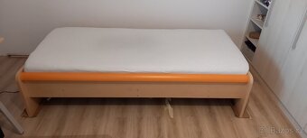 Postel s úložným šuplíkem - 3