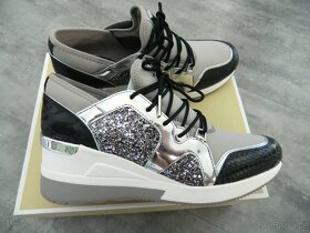 LUXUSNÍ MICHAEL KORS SCOUT SNEAKERSvel. 40 - 3