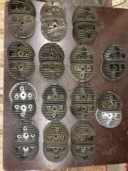 Predám pár HLAVY VALCU JAWA 350/360 361 nepoškodené - 3