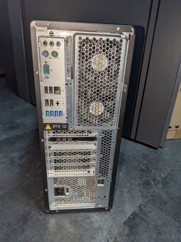 Lenovo P500 používaný jako NAS - 3