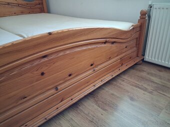 Dřevěná postel 200x200 - 3