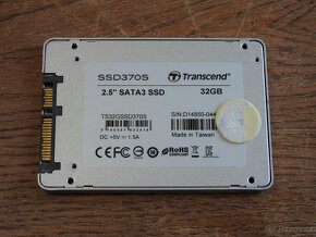 pevný disk SSD 2.5" SATA3/6G kapacita 32GB zánovní - 3