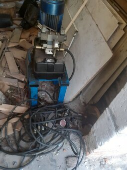 motor s hydraulickým čerpadlem - 3
