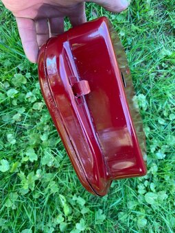 ORIGINÁL NEPOUŽITÝ BATERIOVÝ KASTLÍK JAWA - 3