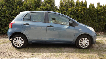 Toyota Yaris 1.3i 64kw rok 2006 STK 05/2026 Euro4 původ ČR - 3