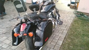 Honda VTX 1800 - TOP stav - 3