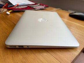 Macbook Air 11¨, krásný stav - 3