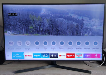 55(139cm) TV Samsung UE55RU7402 - 3