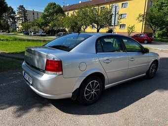 Prodám Opel Vectra 1.9TDCI 74KW Rok 2008 Stk do 7/2026 - 3