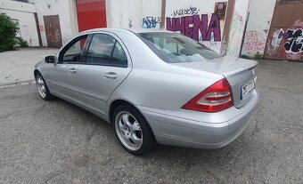 Mercedes-Benz C180 Kompressor 105kw - 3