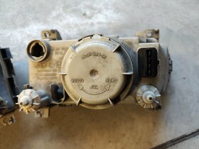 Škoda Felicie přední světla Hella - 3