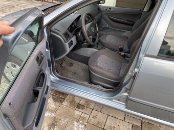 KOUPÍM ŠKODA FABIA, spěchá, nejsem náročný - 3