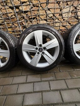 Skoda Fabia, Rapid original letní sada 215/45-16 Rock - 3