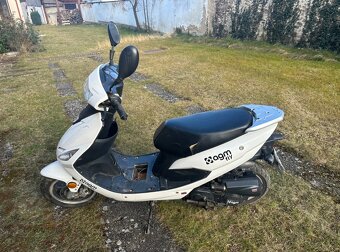 Moped skútr AGM - 3