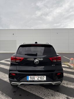 MG ZS - 3