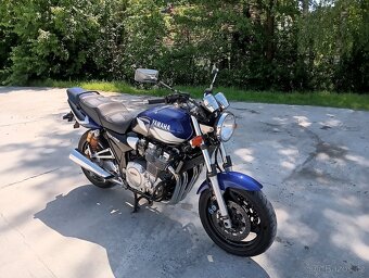 Yamaha XJR 1300 - 3