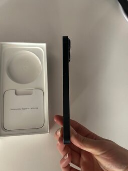 Apple iPhone 14 - 3