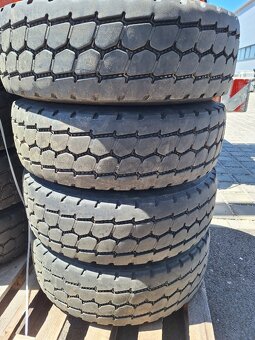 Pirelli MG01 265/70 R19.5 143/141 - 3