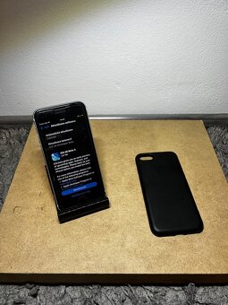 iPhone SE 2020 128gb - 3