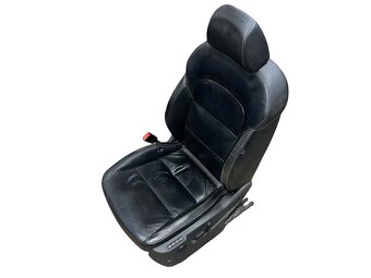 Sedačky černá kůže Škoda Superb 2 kombi r.v. 2011 - 3