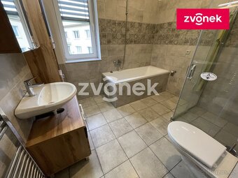 Nadstandardní novostavba bytu 3+kk v RD v atraktivní loka... - 3