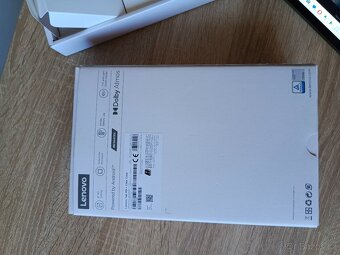 Tablet Lenovo M9 - 3