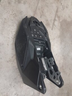 Nádrž KTM 690 SMC - 3