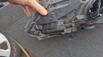 Prave predni svetlo fabia 3  6v1941016b - 3