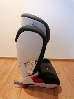 Autosedačka Britax Römer Kidfix II XP (15–36 kg) - 3