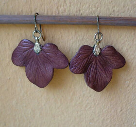 Náušnice visací - lístky z hnědé kůže - 3