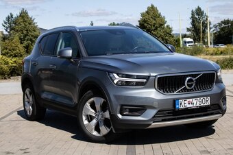 Volvo XC40 D4 Momentum (2018) - 3
