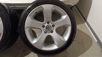 Kola BMW Styling 132 R19 - 3