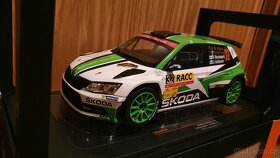 Škoda Fabia R5 1:18 rally Kalle Rovanpera tovarni asfalt ver - 3