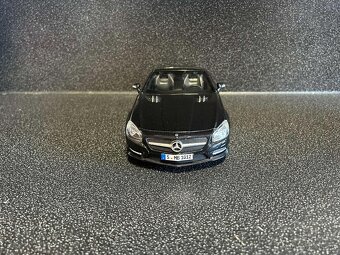Mercedes Benz SL 500 R231 1:18 - 3
