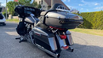 Harley Davidson Electra Glide Limited - 3