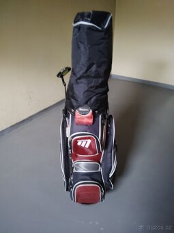 Golfový vozík, golfový bag včetně holí a deštník - 3