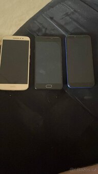 Motorola v pěkném stavu zlata barva - 3