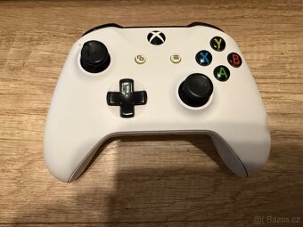 Xbox One s - 3