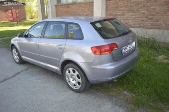 Audi A3 sportback 1,6 85kw benzin ,webasto - 3