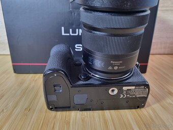 Panasonic S5 - 3