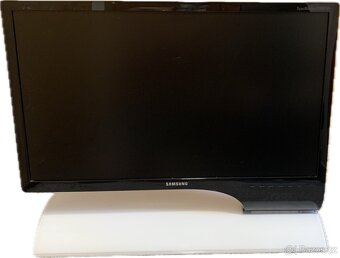 monitor Samsung 24” - 3